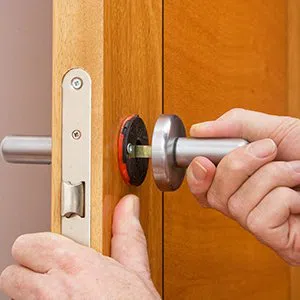 Father Son Locksmith Store Longwood, FL 407-520-3609 - broken-key-extraction