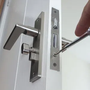 Father Son Locksmith Store Longwood, FL 407-520-3609 - lock-opening